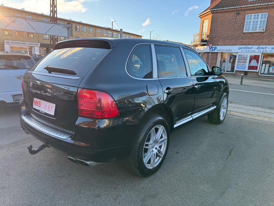 Porsche Cayenne Turbo 4,5 Tiptr. Van 5d