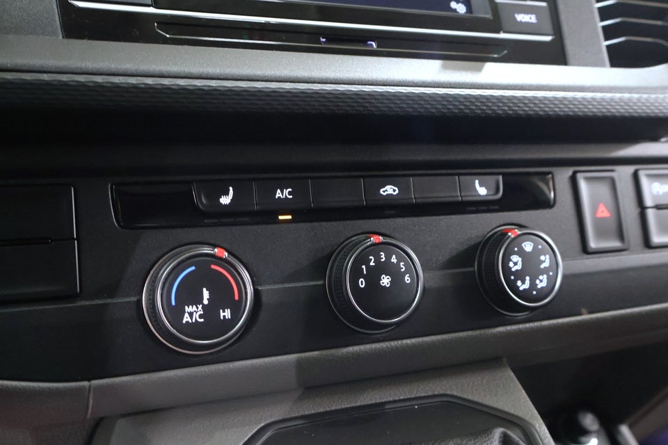 VW Transporter 2,0 TDi 150 Kassevogn DSG lang