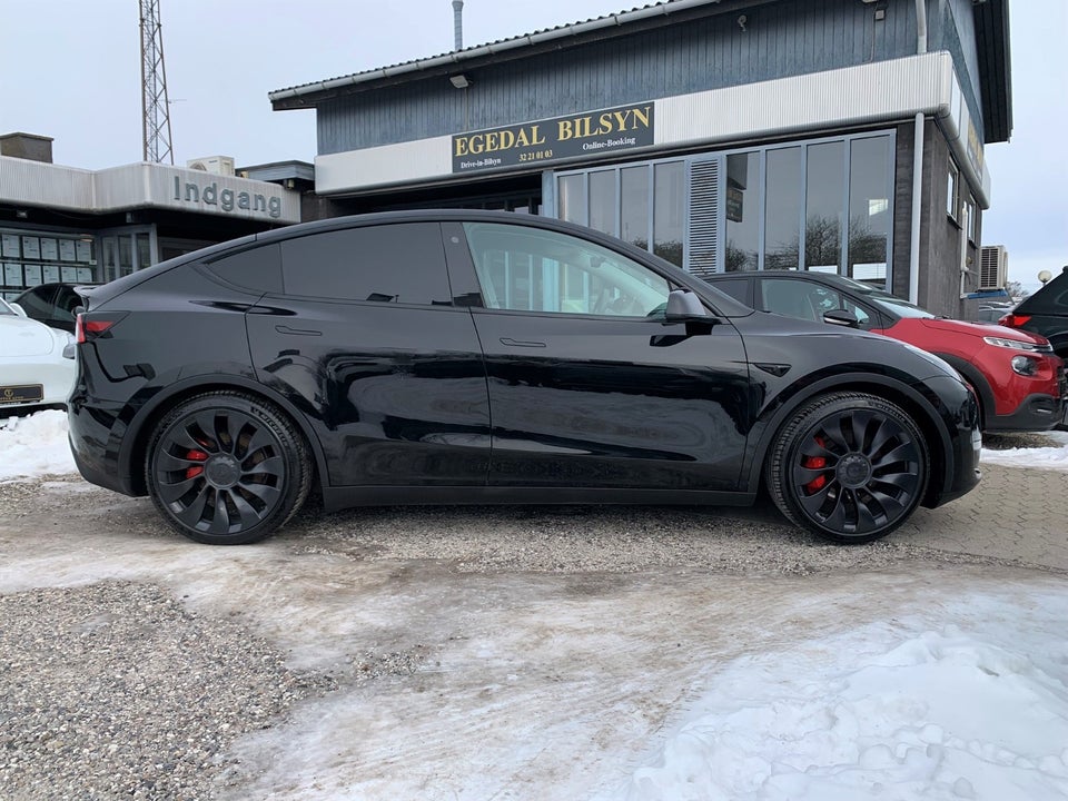 Tesla Model Y Performance AWD 5d