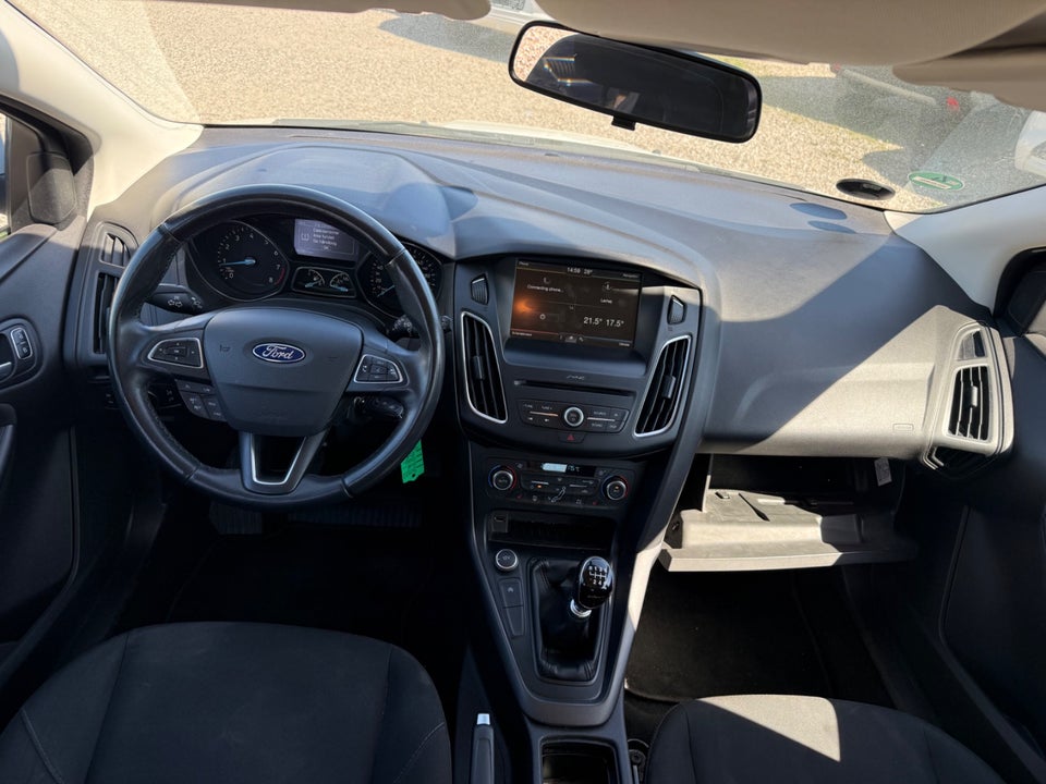Ford Focus 1,0 SCTi 125 Business stc. 5d