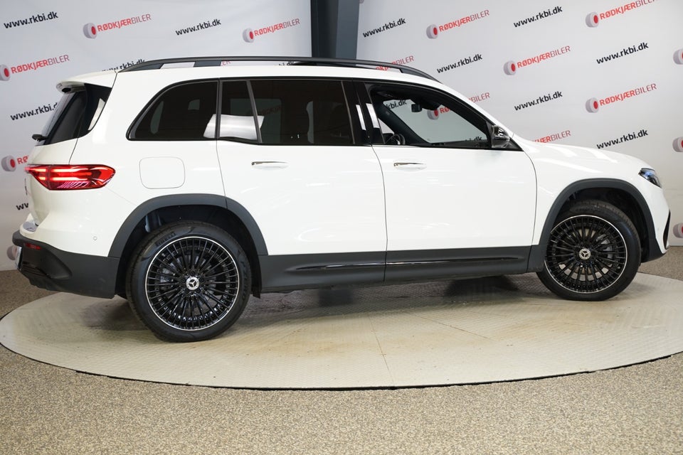 Mercedes EQB250+ AMG Line 5d