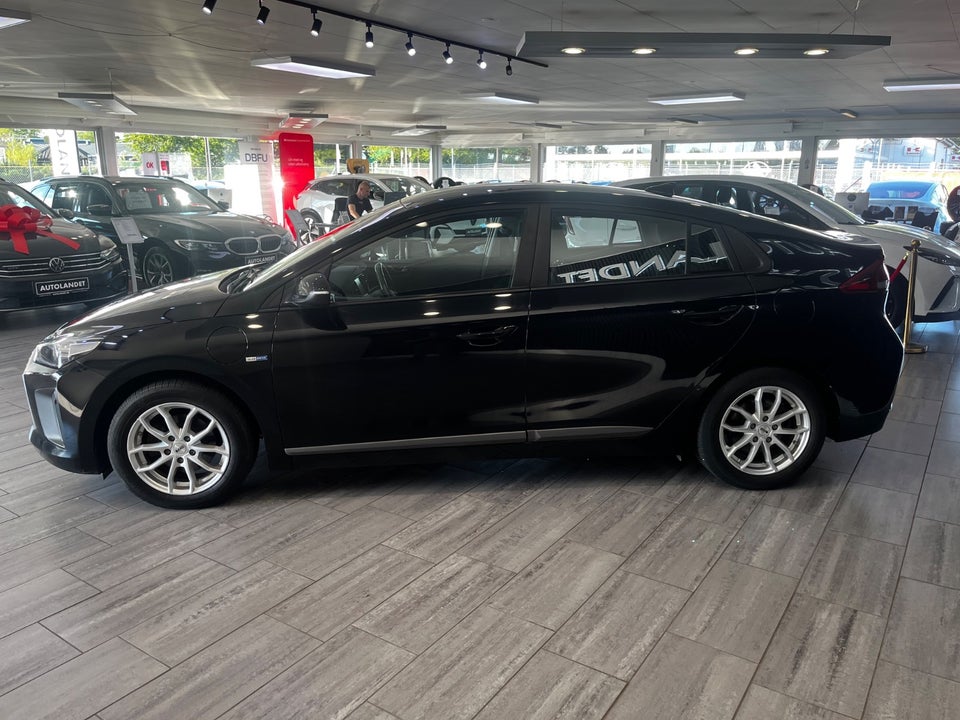 Hyundai Ioniq 1,6 PHEV Trend DCT 5d