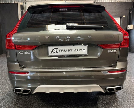 Volvo XC60 2020 — miniature 6