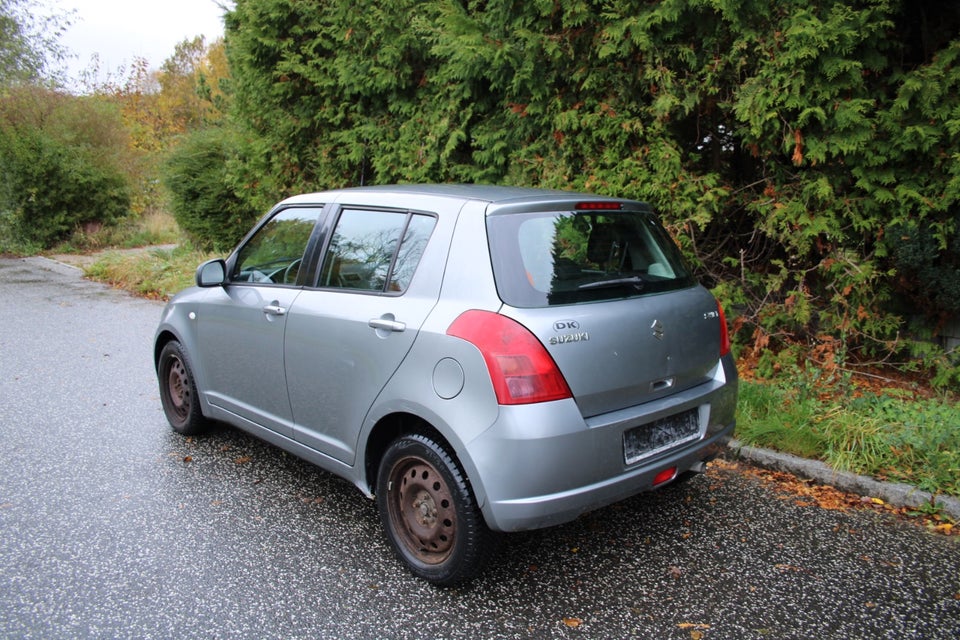 Suzuki Swift 1,5 GL-A 5d