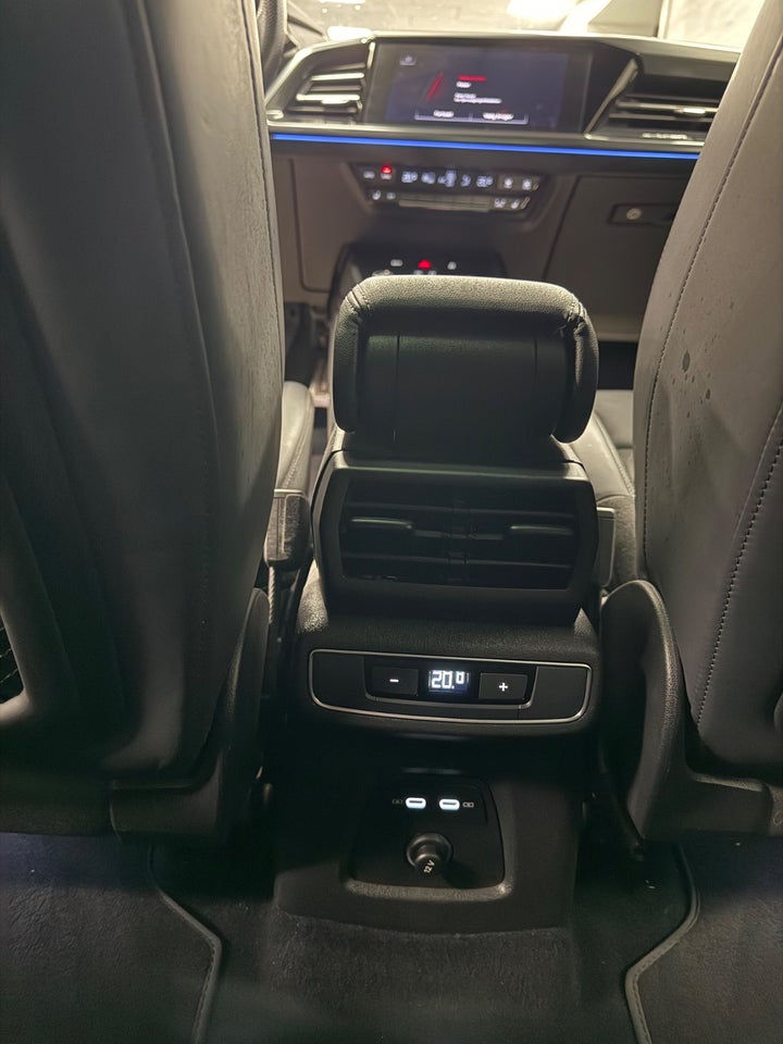 Audi Q4 e-tron 50 S-line quattro 5d