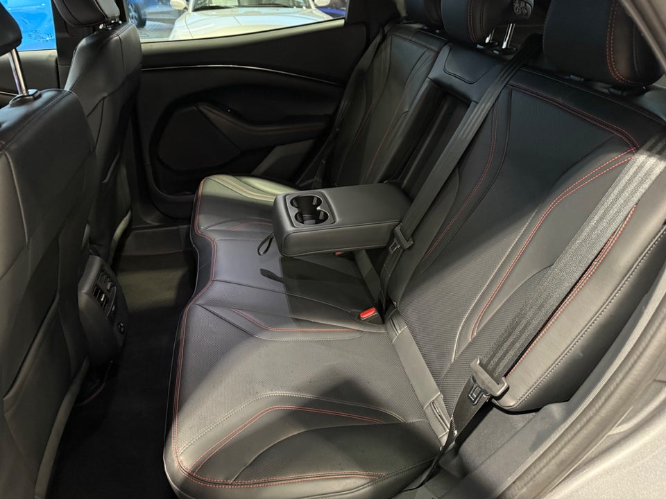 Ford Mustang Mach-E 98 Extended Range AWD 5d