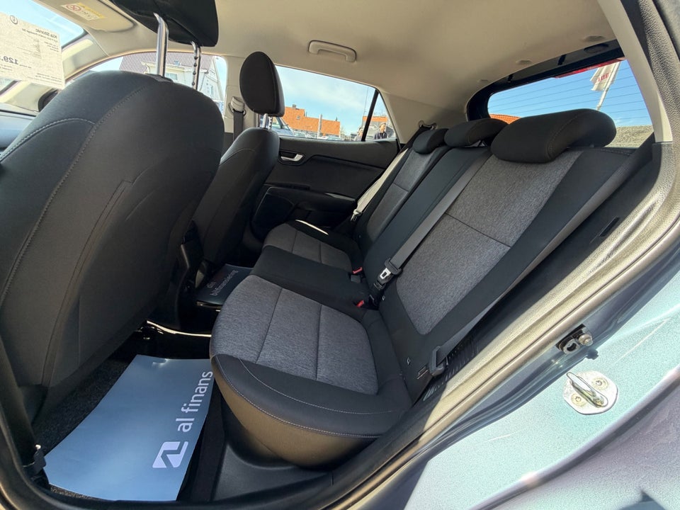 Kia Stonic 1,0 T-GDi mHEV Prestige 5d
