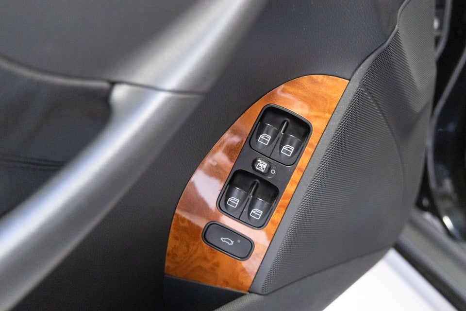 Mercedes CLK240 2,6 Cabriolet Elegance aut. 2d