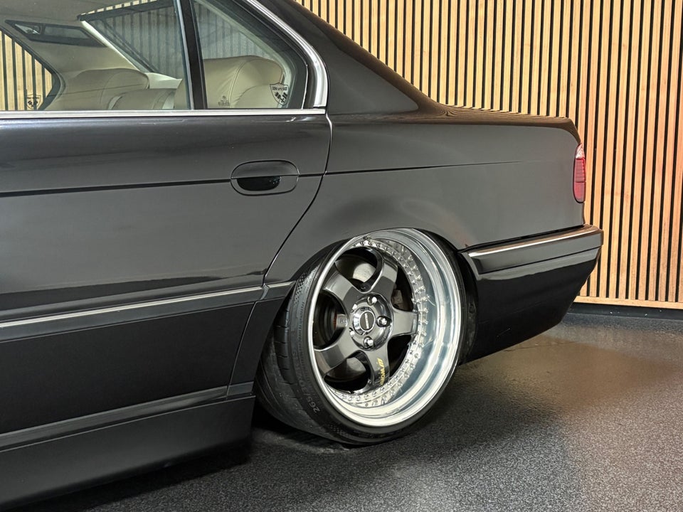 BMW 750iL 5,4 V12 4d