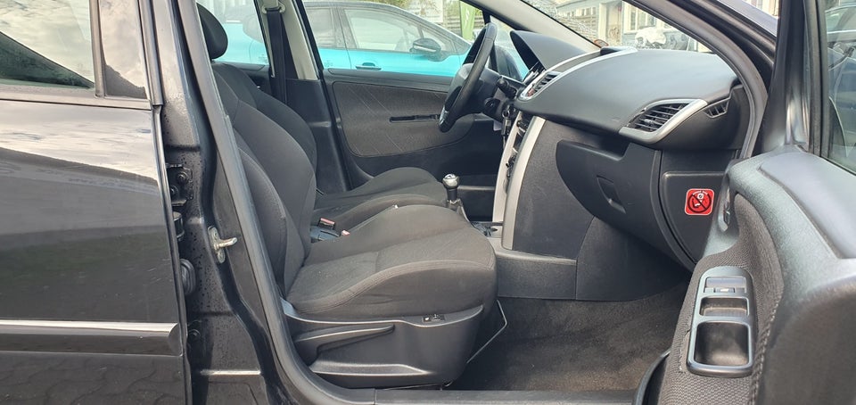 Peugeot 207 1,6 VTi S16 SW 5d