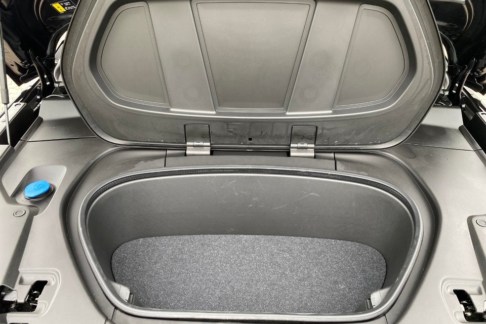 Volvo EX40 Extended Range Black Edition 5d
