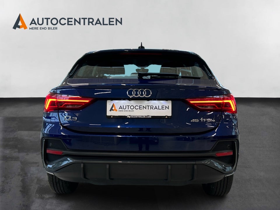 Audi Q3 45 TFSi e Attitude+ Sportback S-tr. 5d