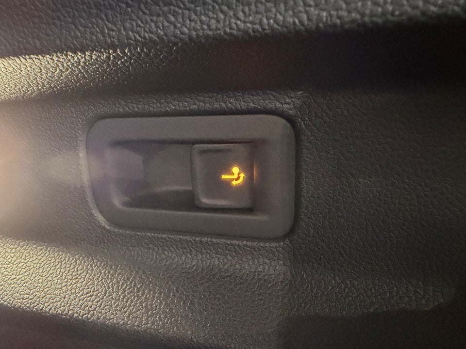 Ford Explorer 77 Select Extended Range 5d