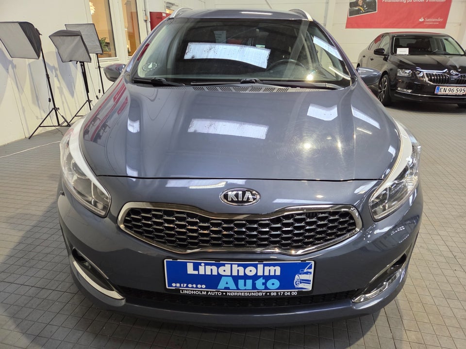 Kia Ceed 1,0 T-GDi Style+ Clim Limited SW 5d