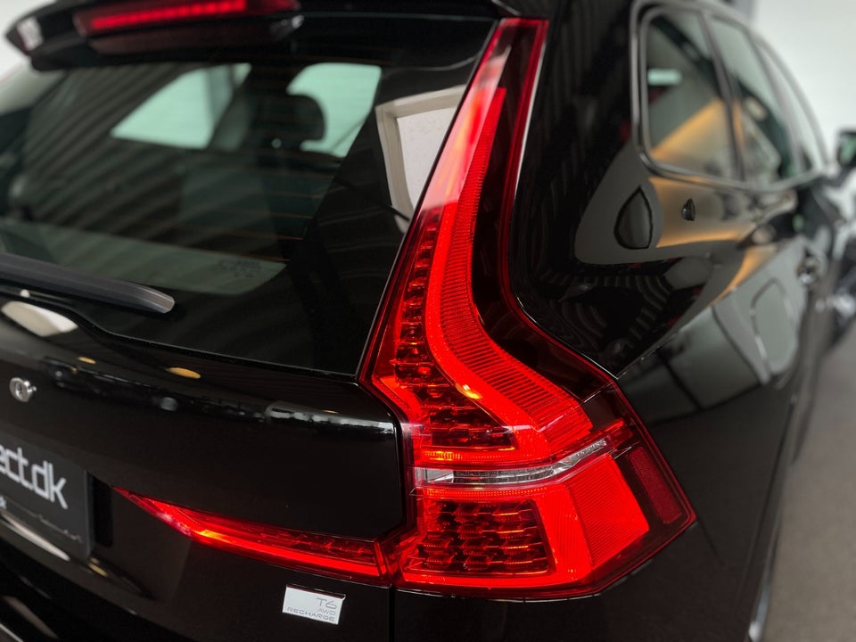 Volvo XC60 2,0 T6 ReCharge R-Design aut. AWD 5d