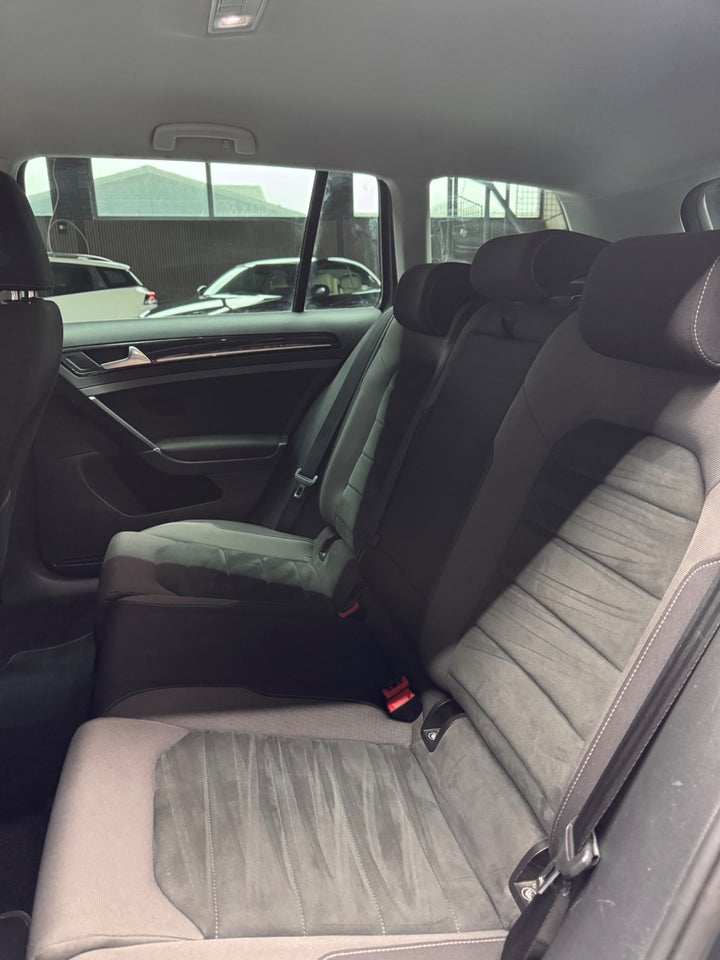 VW Golf VII 1,4 TSi 150 Highline Variant DSG 5d