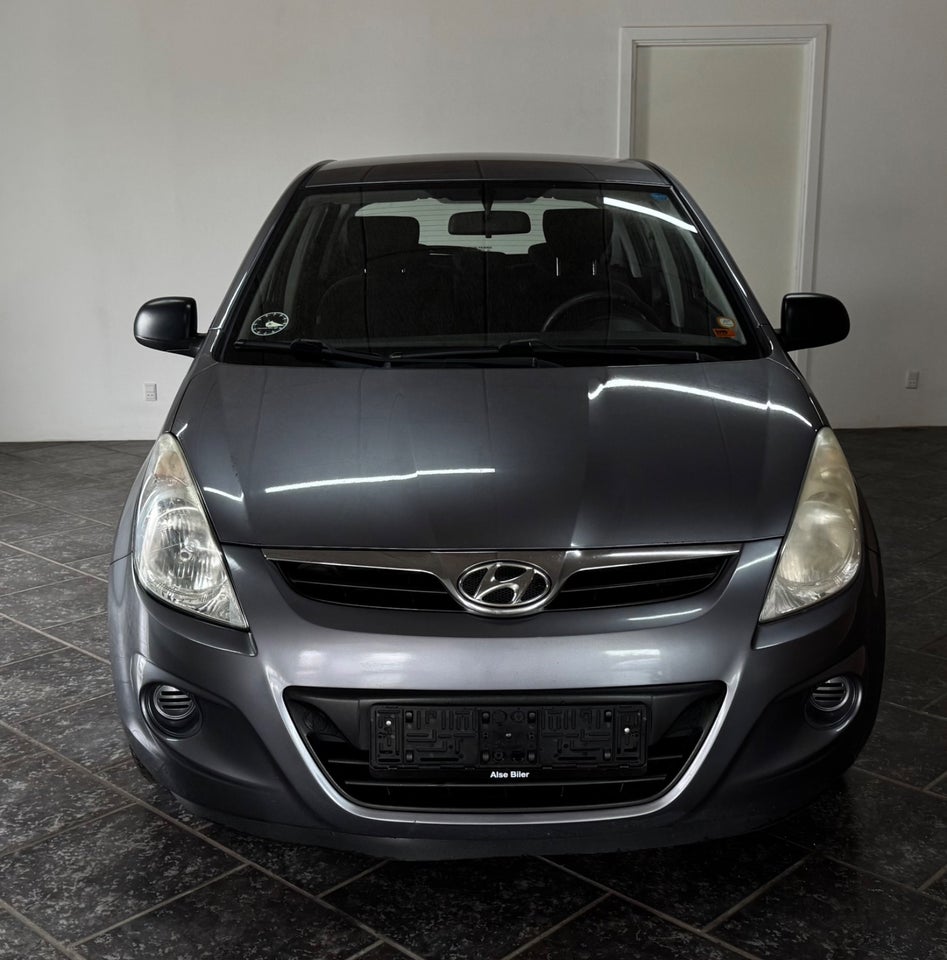 Hyundai i20 1,25 Classic 5d