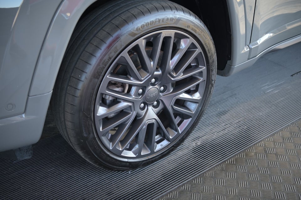Jeep Compass 1,3 4xe S aut. 4x4 5d