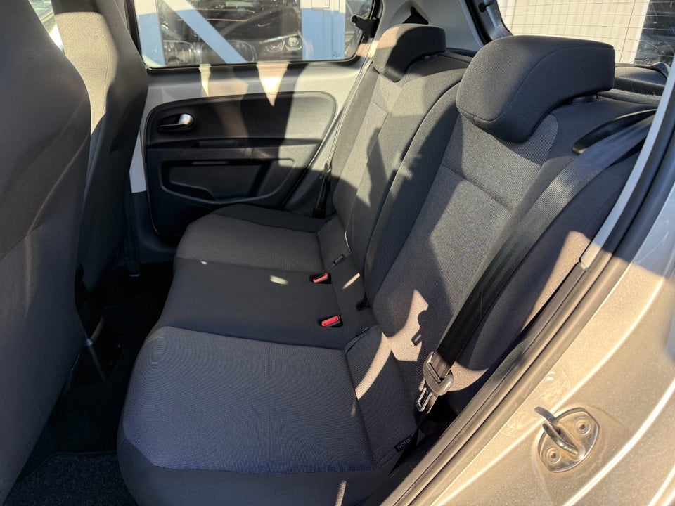 VW Up! 1,0 60 Move Up! BMT 5d