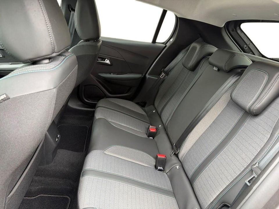 Peugeot 208 1,2 PureTech 100 Vision Sport 5d