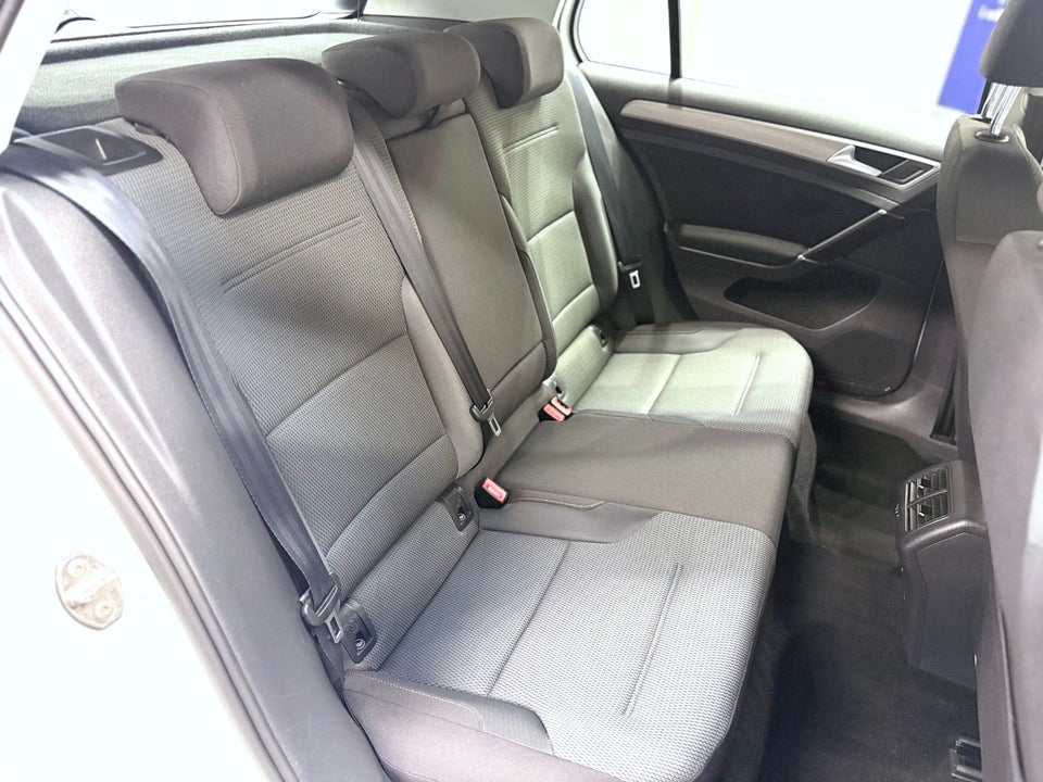 VW Golf VII 1,4 TSi 122 Comfortline BMT 5d