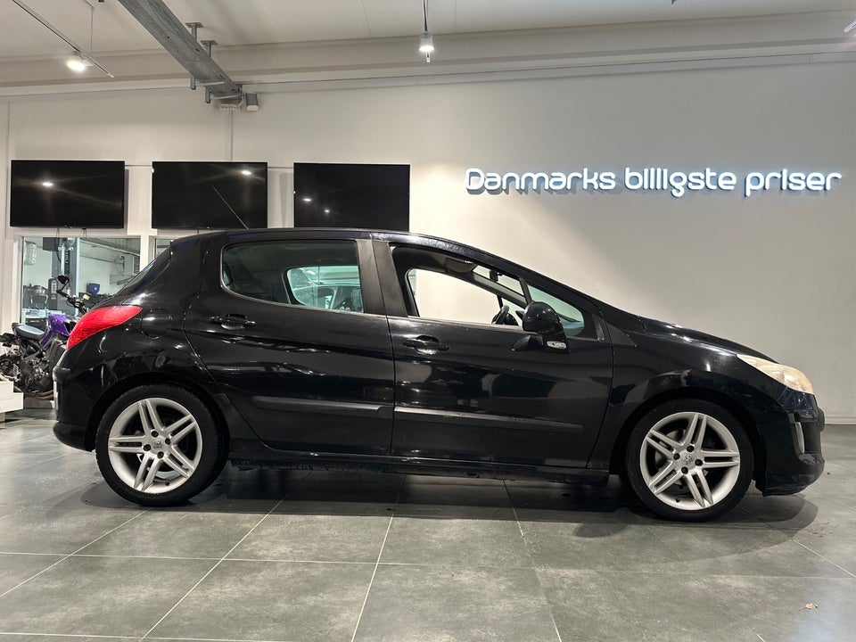 Peugeot 308 1,6 HDi 109 Comfort+ stc. 5d