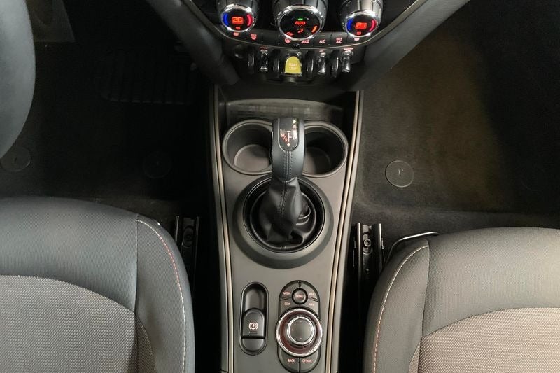 MINI Countryman Cooper SE 1,5 Essential aut. ALL4 5d