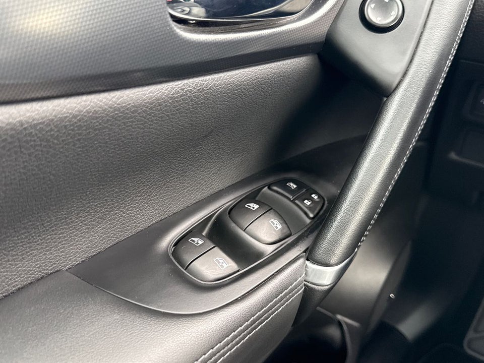 Nissan Qashqai 1,3 Dig-T 140 Tekna+ Dynamic 5d