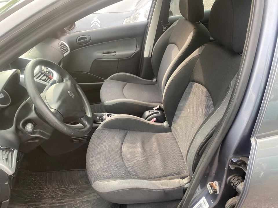 Peugeot 206+ 1,4 HDi 68 5d