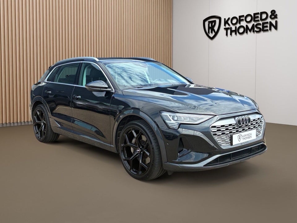 Audi Q8 e-tron 50 Prestige quattro 5d