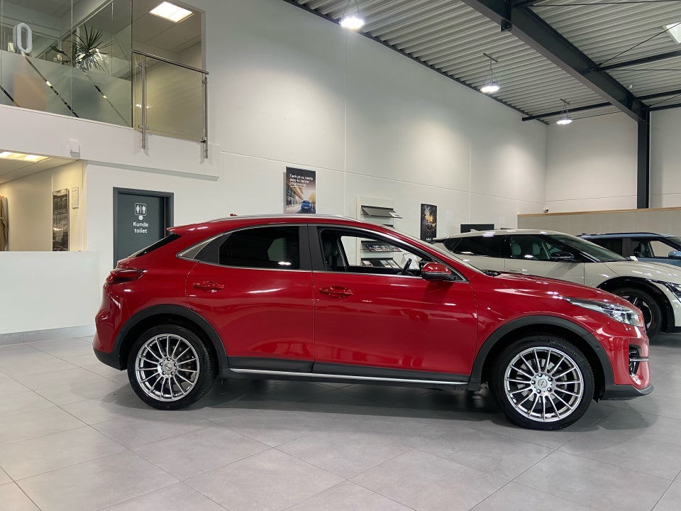 Kia XCeed 1,6 PHEV Upgrade Intro DCT 5d