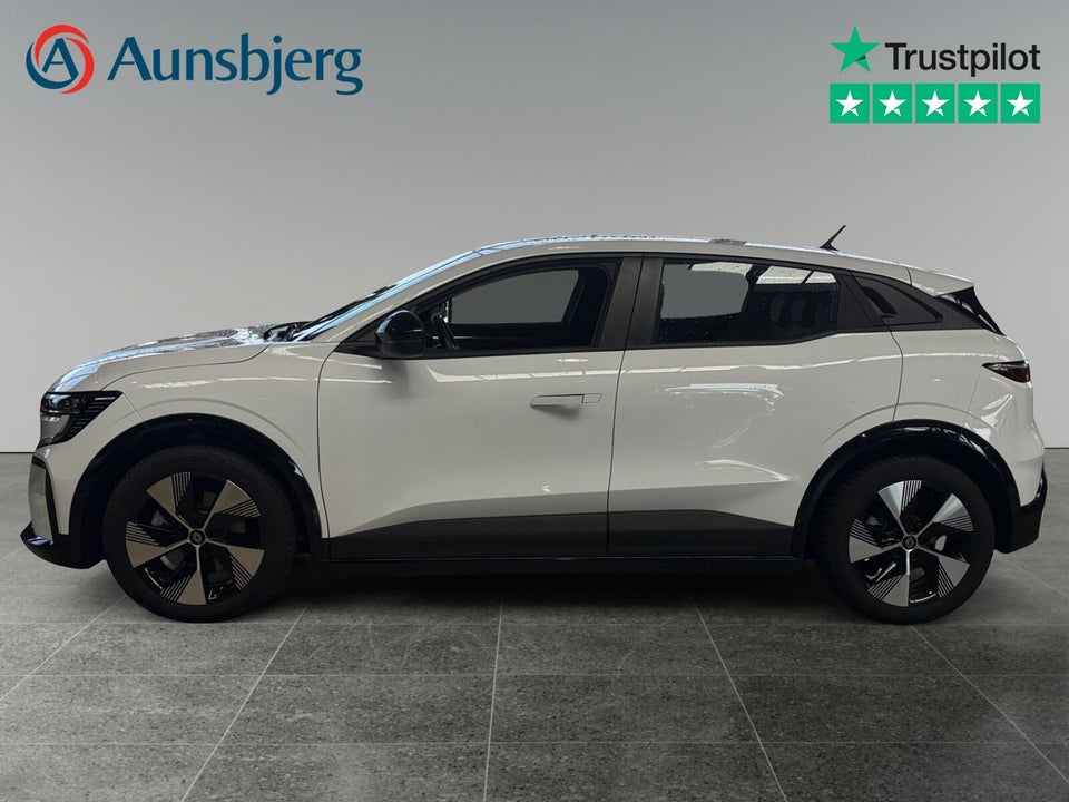 Renault Megane E-Tech 40 Equilibre 5d