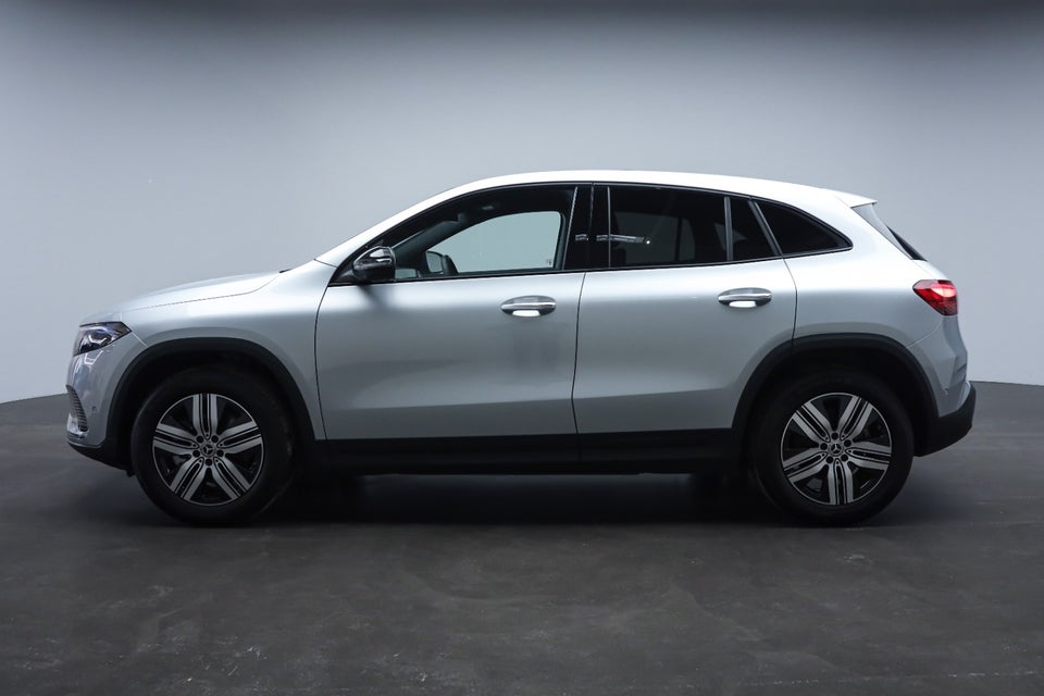 Mercedes EQA250+ Electric Art 5d