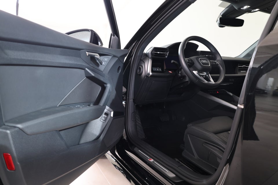 Audi A3 45 TFSi e S-line Sportback S-tr. 5d