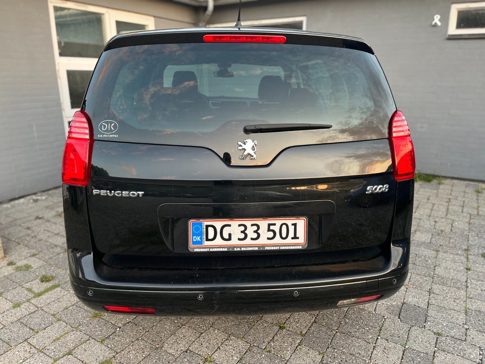 Peugeot 5008 1,6 HDi 112 Premium ESG 5d
