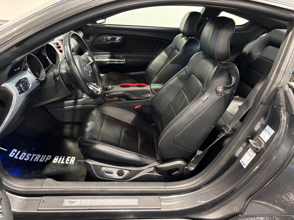 Ford Mustang 2,3 EcoBoost Fastback 2d