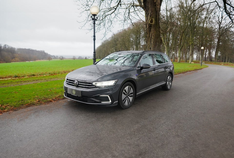 VW Passat 1,4 GTE Variant DSG 5d