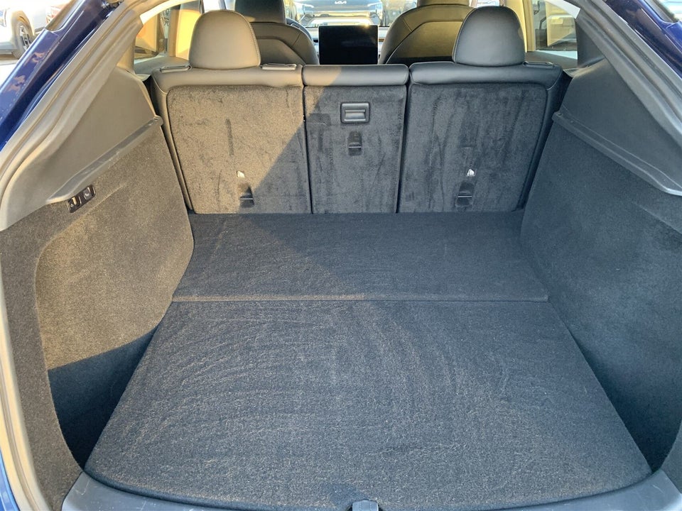 Tesla Model Y Long Range RWD 5d