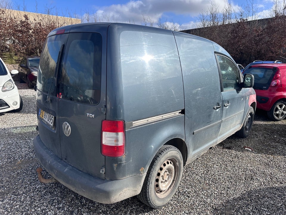 VW Caddy 1,9 TDi DSG 4d