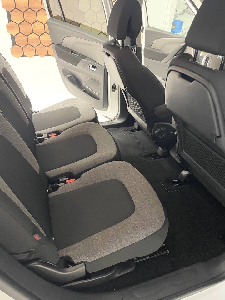 Citroën Grand C4 Picasso 1,2 PureTech 130 Iconic Free 7prs 5d