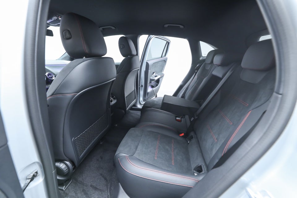 Mercedes EQA250+ AMG Advance 5d