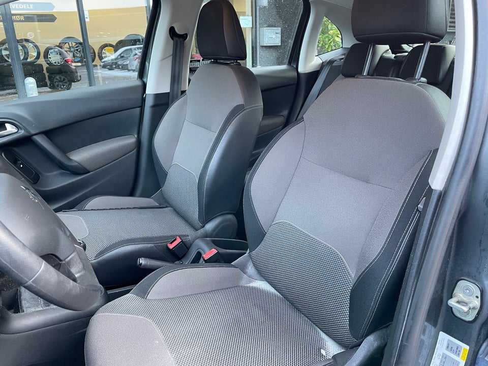 Citroën C3 1,2 VTi 82 Attraction 5d