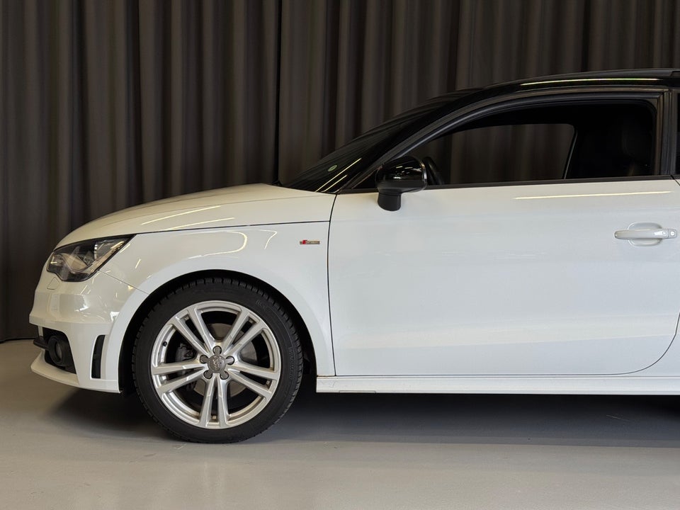 Audi A1 1,4 TFSi 185 Ambition S-line S-tr. 3d