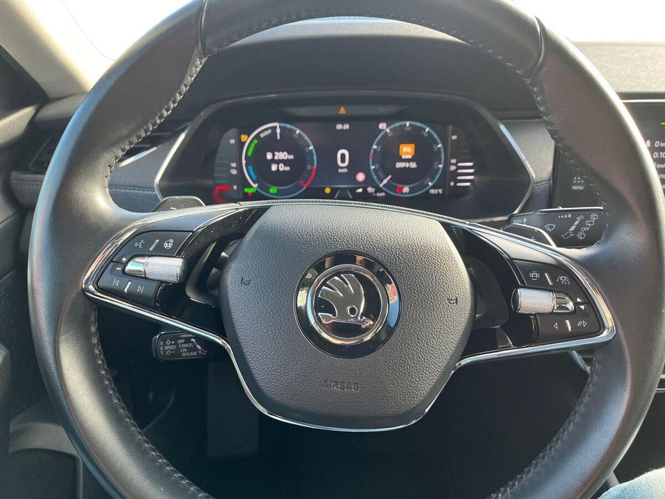 Skoda Octavia 1,4 TSi iV Plus Combi DSG 5d