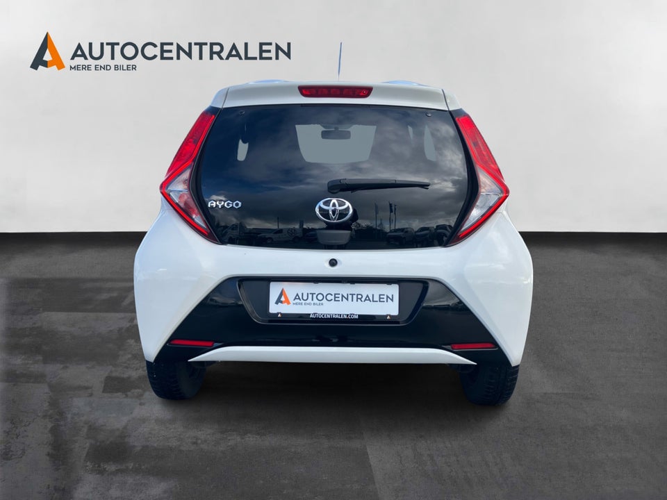 Toyota Aygo 1,0 VVT-i x-pression 5d