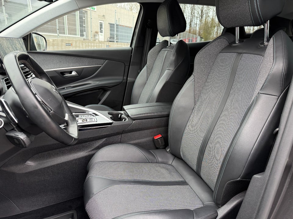 Peugeot 3008 1,6 Hybrid Allure Pack EAT8 5d