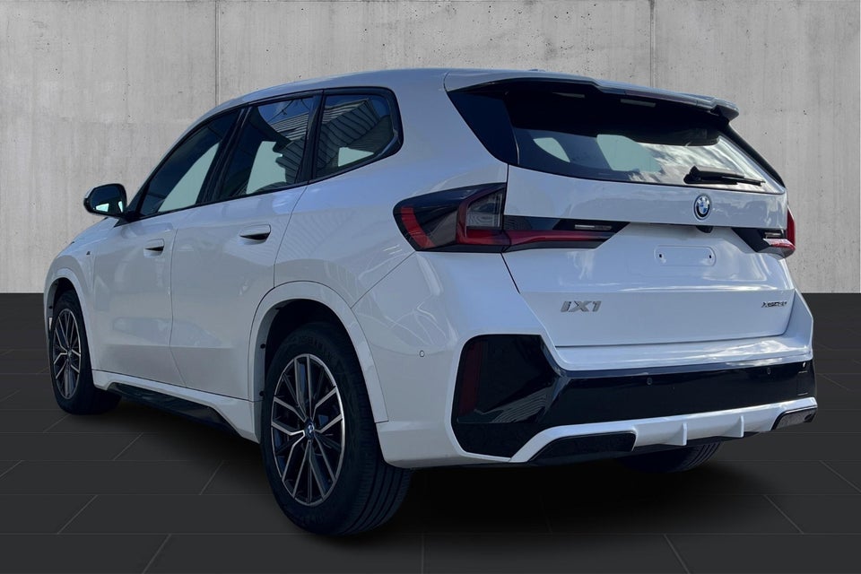 BMW iX1 xDrive30 M-Sport 5d
