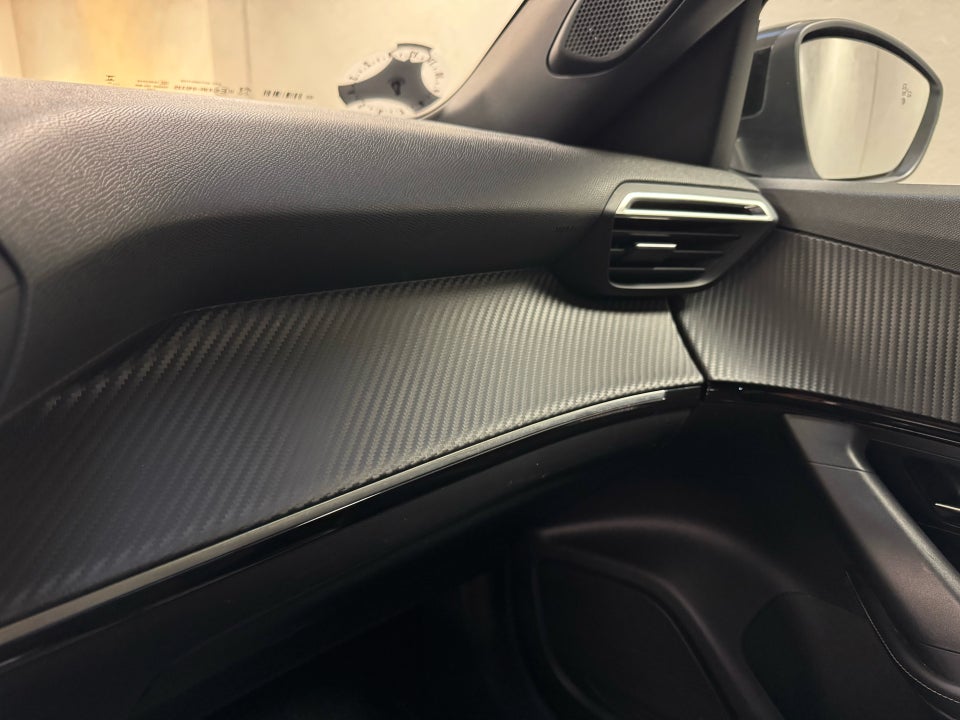 Peugeot e-2008 50 Style 5d