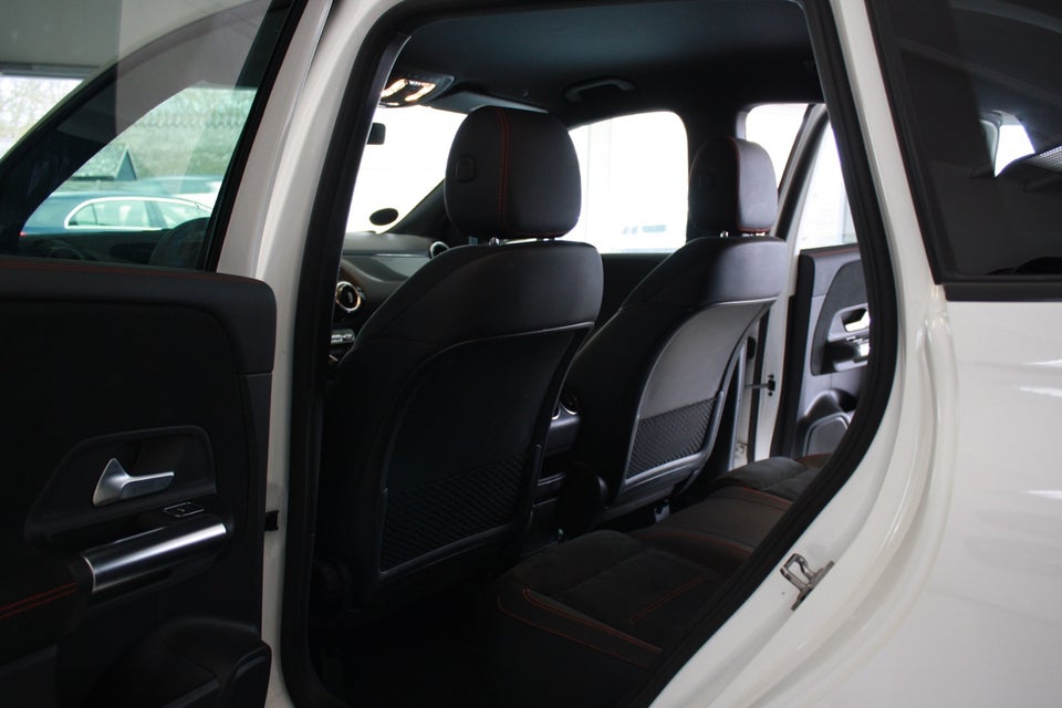 Mercedes B200 d 2,0 AMG Line aut. 5d