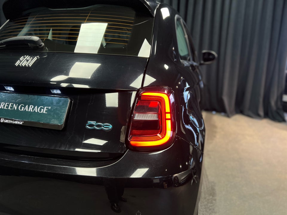 Fiat 500e 42 Icon 3d